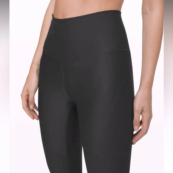 🏃🏻♀️RARE🏃🏻♀️LULULEMON Mapped Out High-Rise Tight 28" Black/Black Leggings - Picture 5 of 13